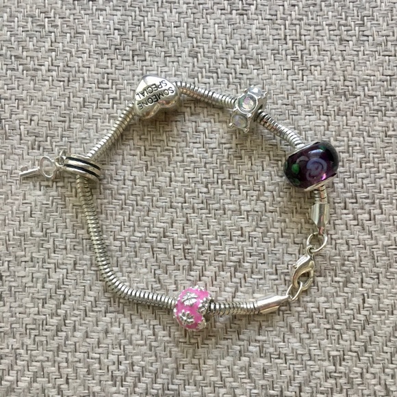 Bracelet bunch! - Picture 4 of 5